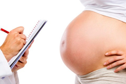 brzuch kobiety w ciąży
